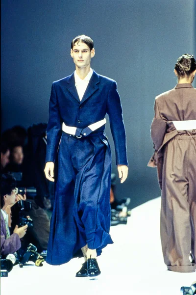 Look 27